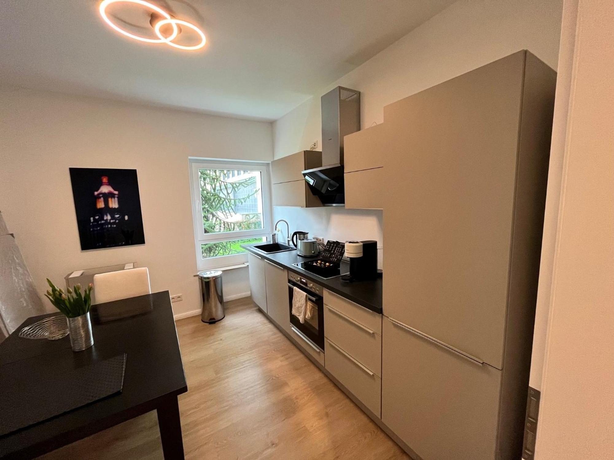 Raum2Go - No1 Modernes Ruhiges 2-Schlafzimmer Apartment City & Park Вісбаден Екстер'єр фото
